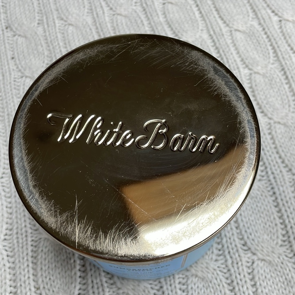 NWT Bath & Body works: sundrenched linen 3 wick candle linen/apple/soft musk - Picture 2 of 10